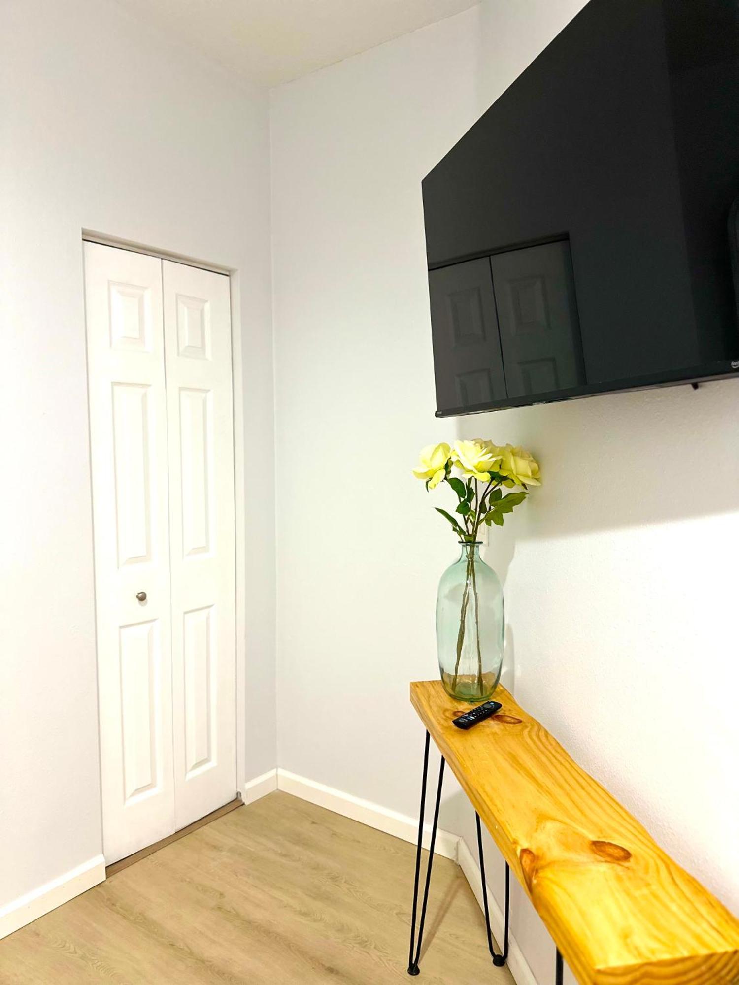 Albatross Condo In Pga Village, 2 Bedroom 1 Bath, A Side Carlton Exteriér fotografie